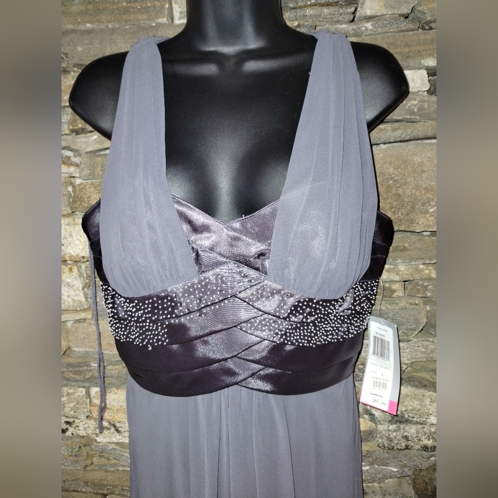 Patra NWT formal gown and scarf, size 8 pale purple sleeveless - Picture 7 of 14